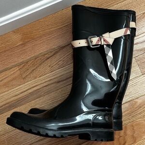Burberry Rain Boots Size 8